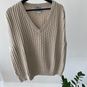Oversized Cable-Knit Sweater Vest